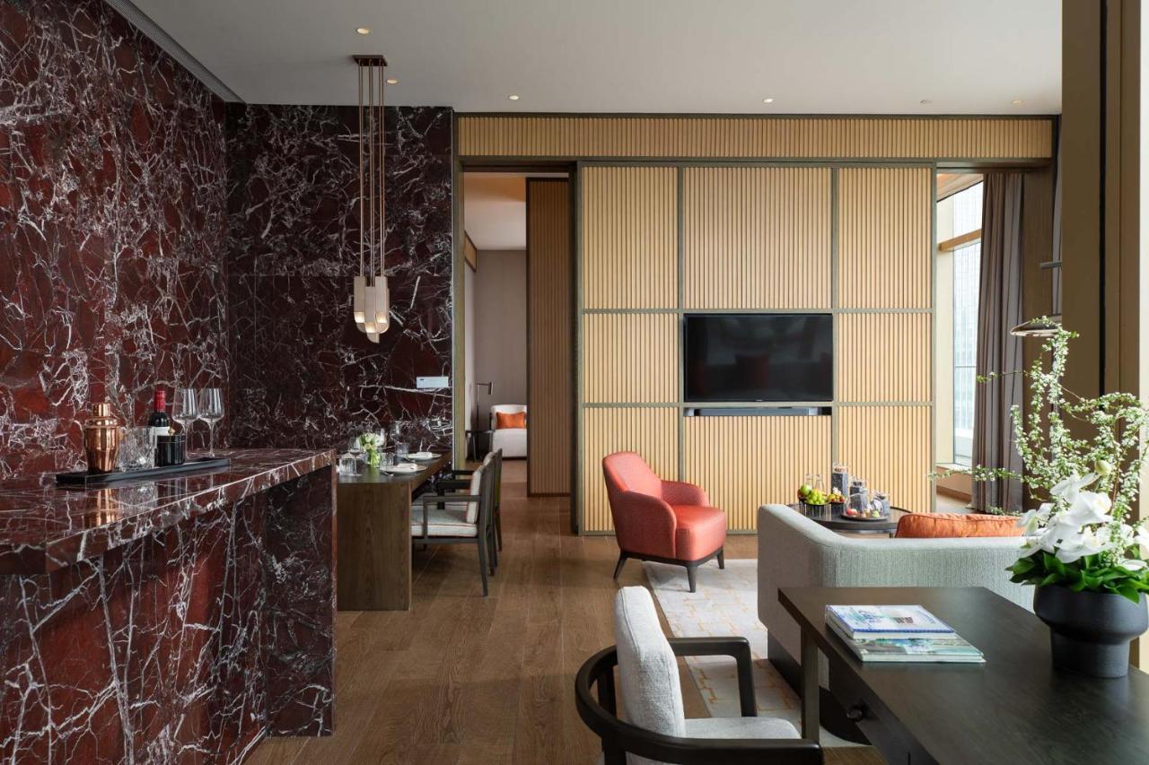 Aparthotel Jumeirah Living - Complimentary Shuttle Bus To Fair Complex Guangzhou