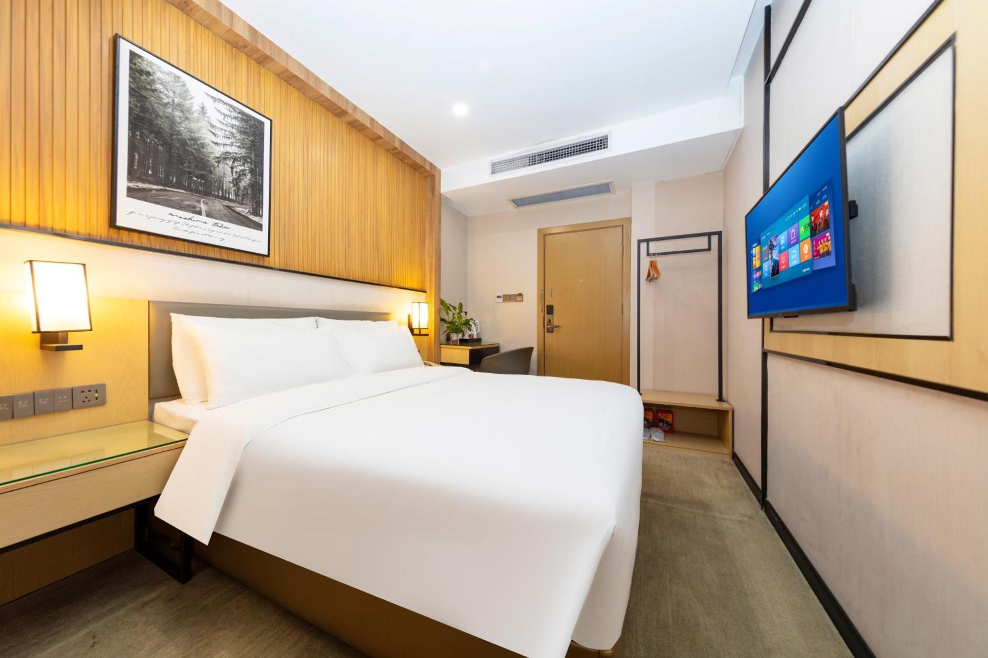 Hotel The Time Pazhou-free Shuttle Bus For Fair 2*