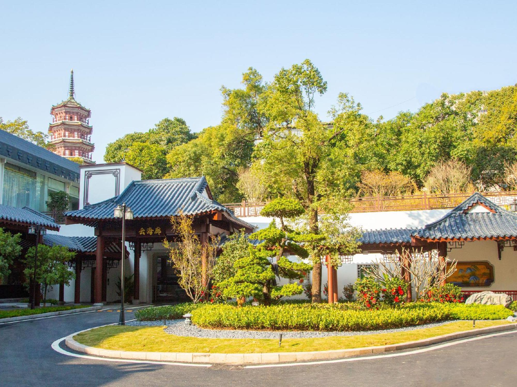 Guangdong Yingbin Hotel-free Fair Shuttle Bus Guangzhou