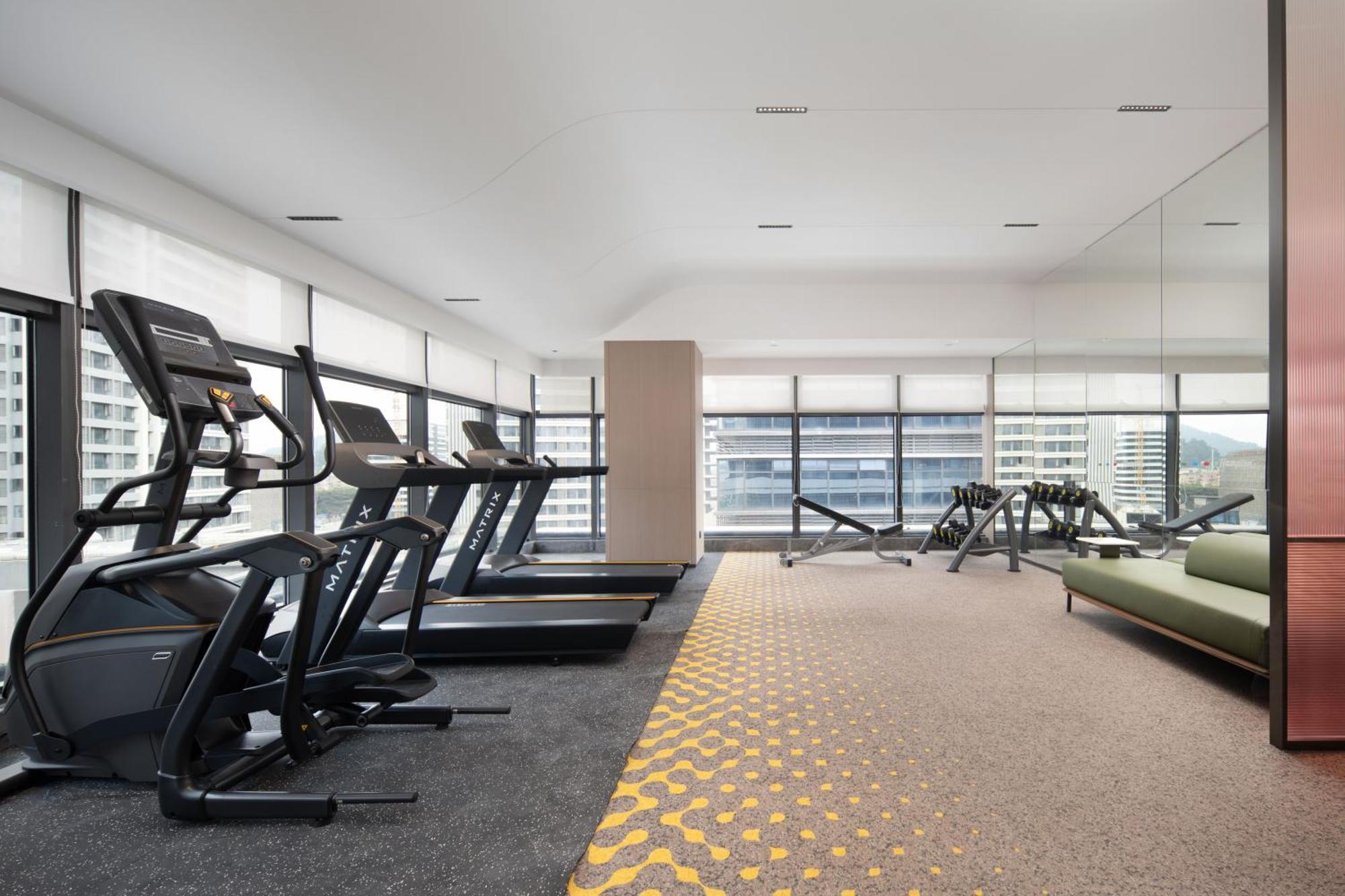 Hampton By Hilton Huangpu Sports Center Hotel 4*