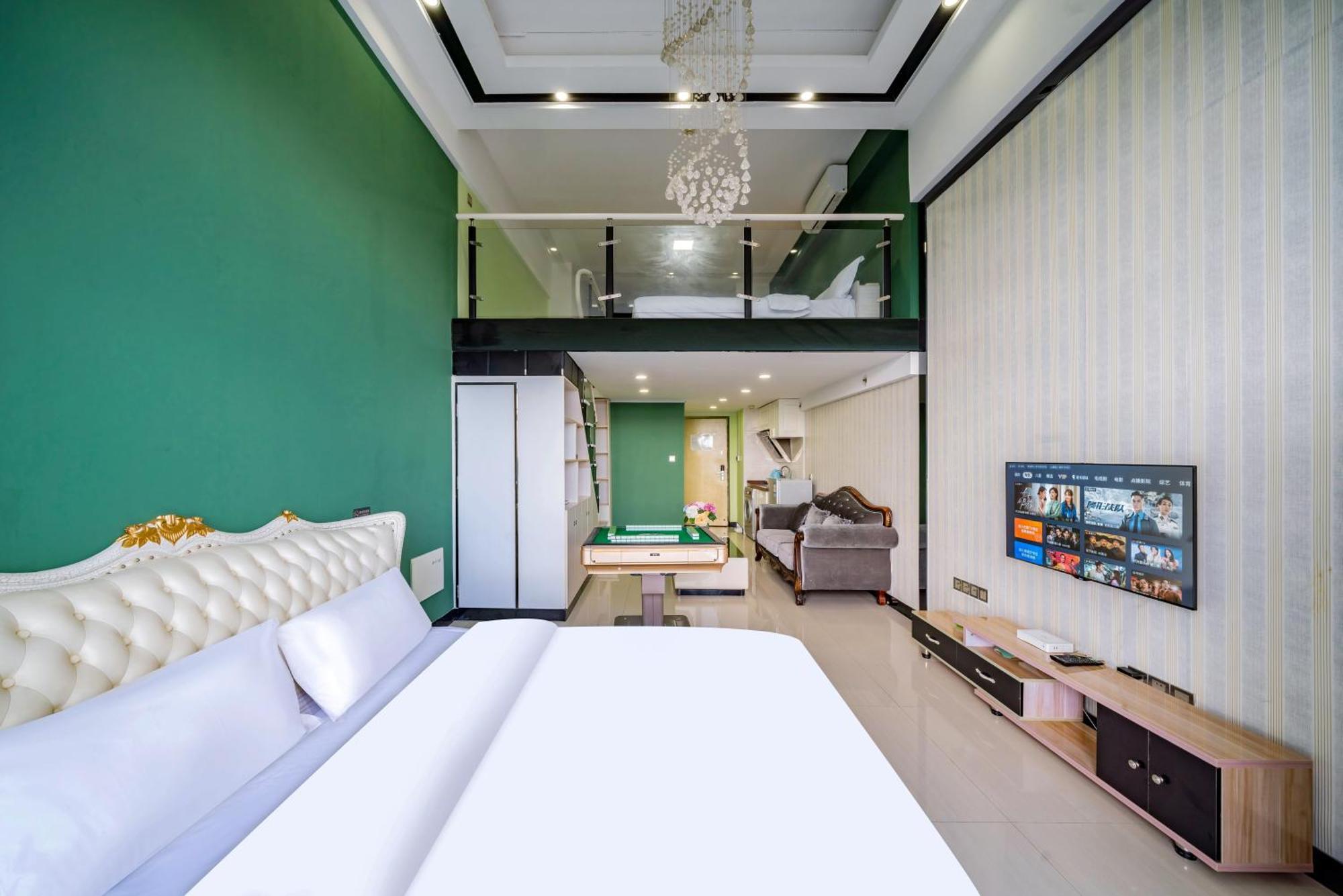 Apartment April Fair Duplex South Railway Station Ao Yuan Yue Shi Dai Branch Guangzhou