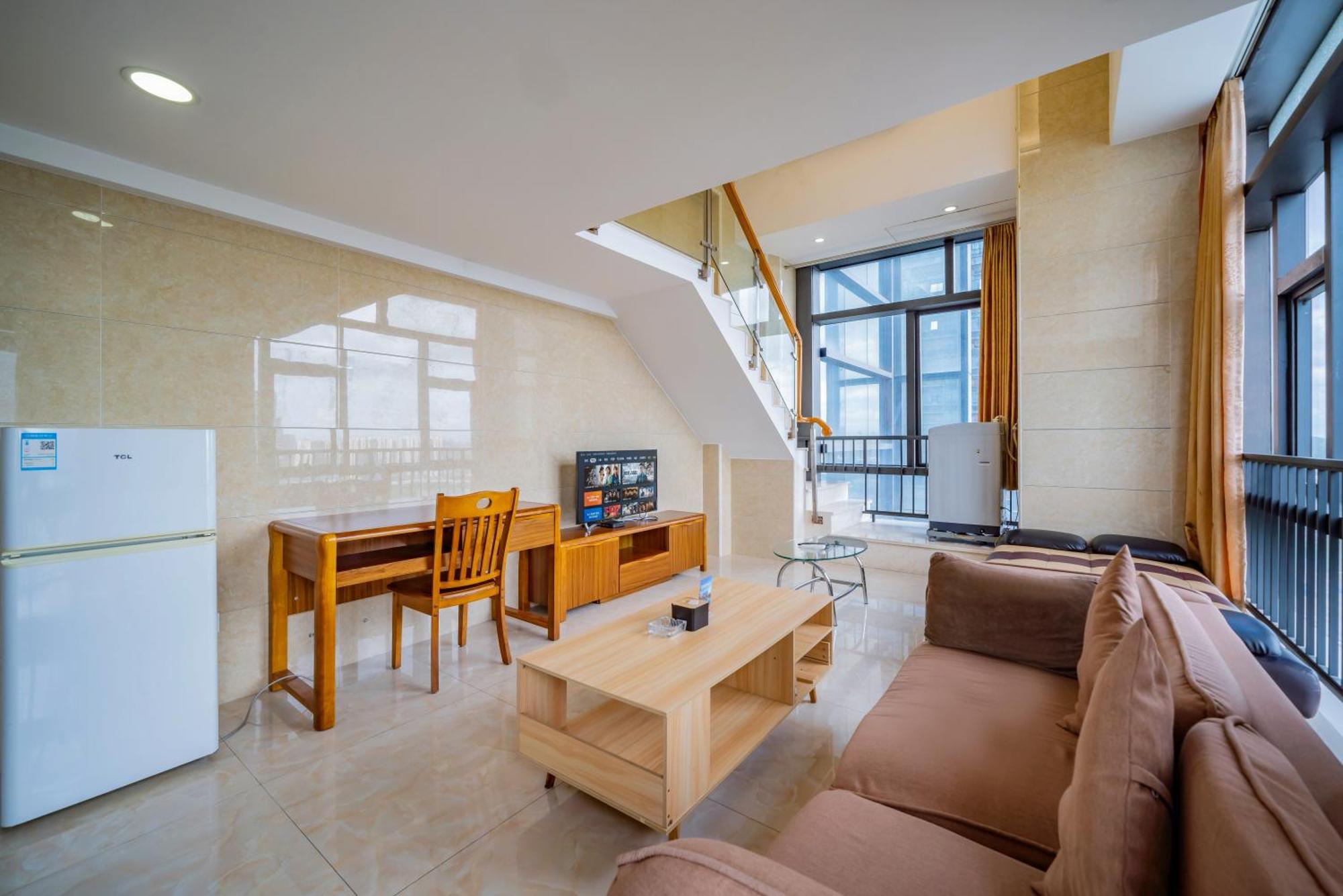 April Fair Duplex South Railway Station Ao Yuan Yue Shi Dai Branch Guangzhou
