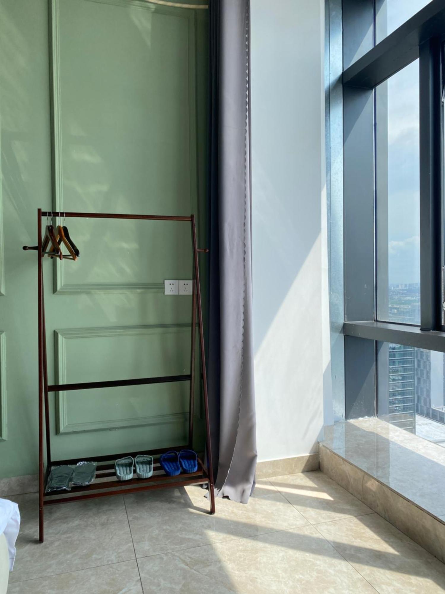 Apartment April Fair Duplex South Railway Station Ao Yuan Yue Shi Dai Branch