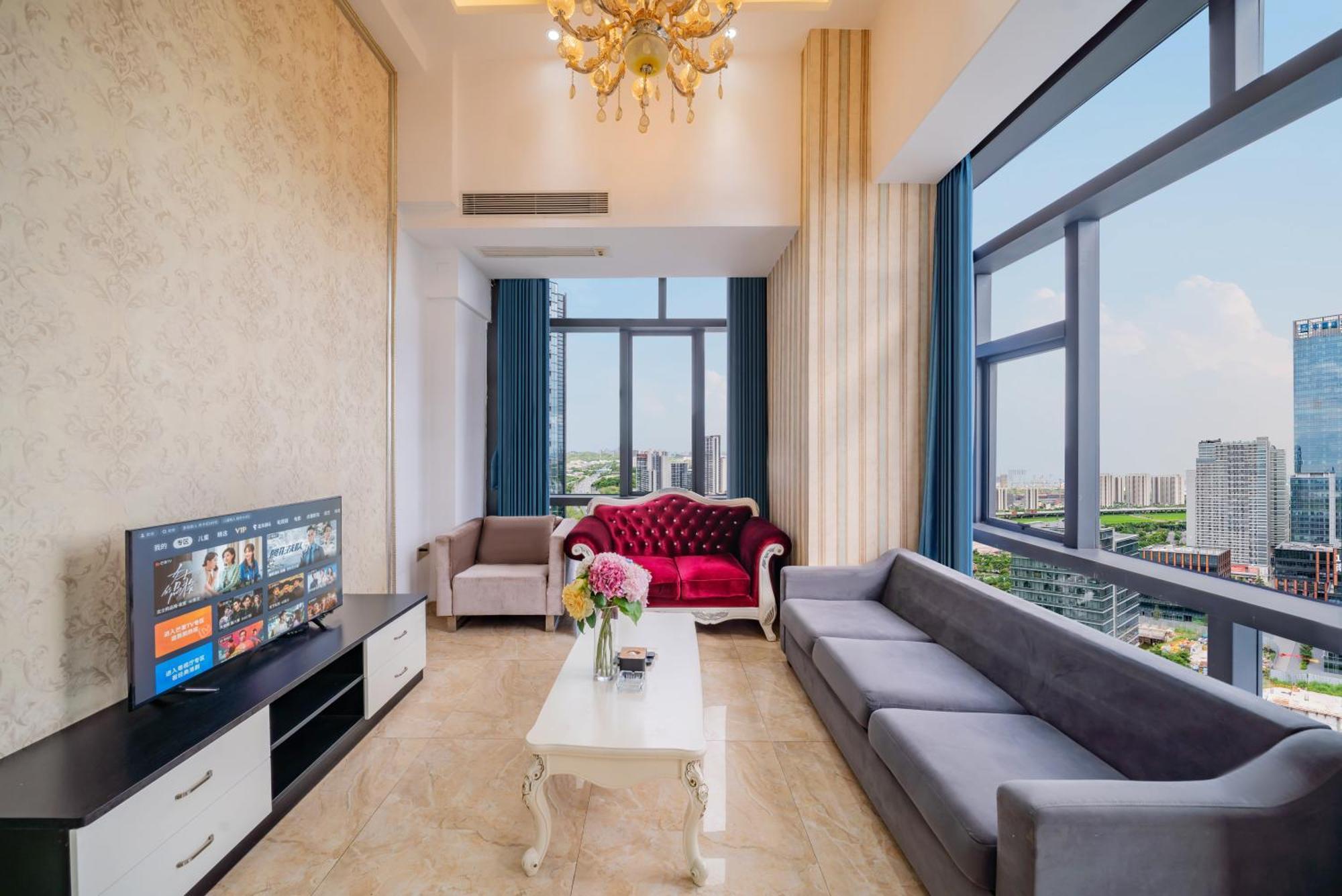 April Fair Duplex South Railway Station Ao Yuan Yue Shi Dai Branch Guangzhou