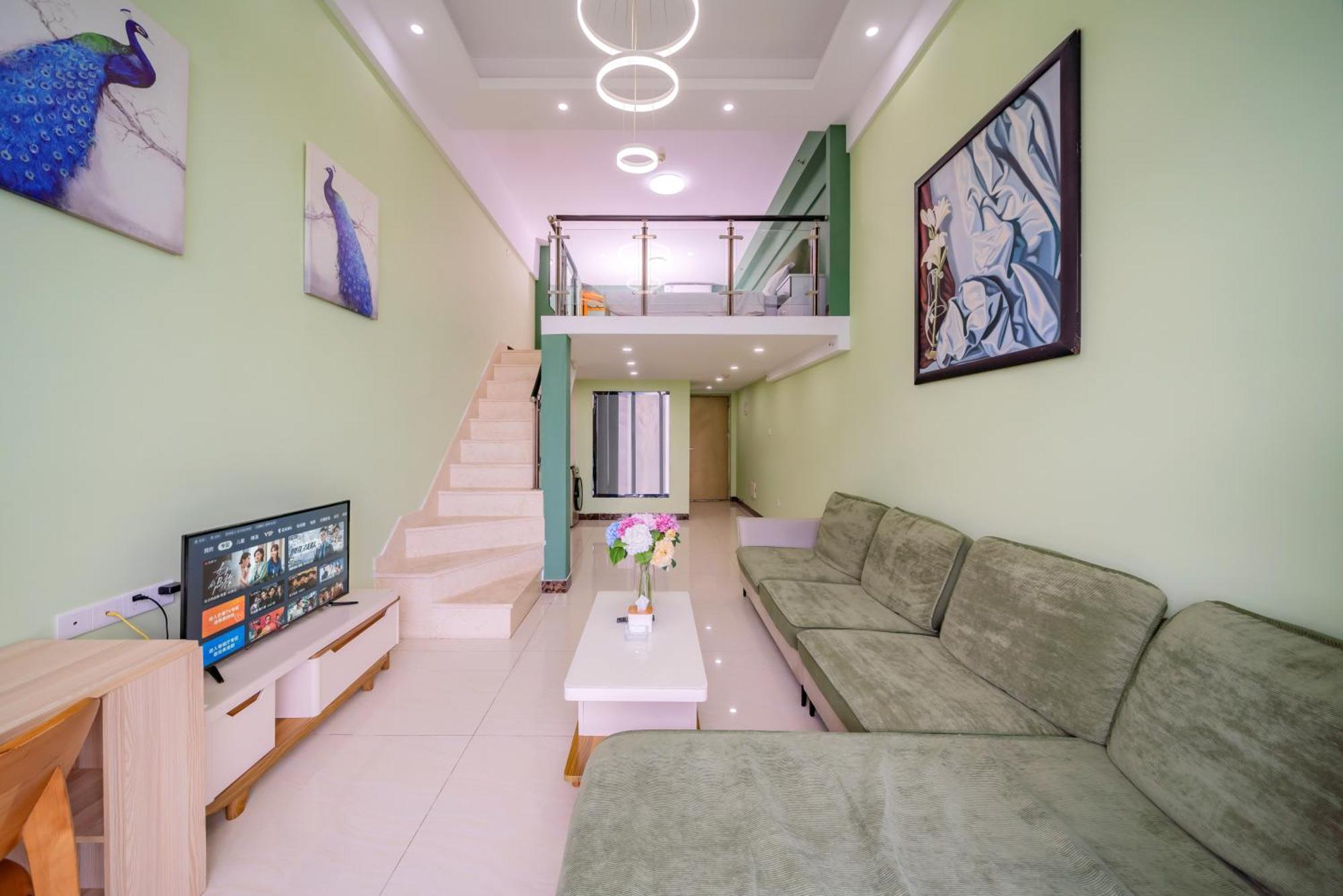 April Fair Duplex South Railway Station Ao Yuan Yue Shi Dai Branch *