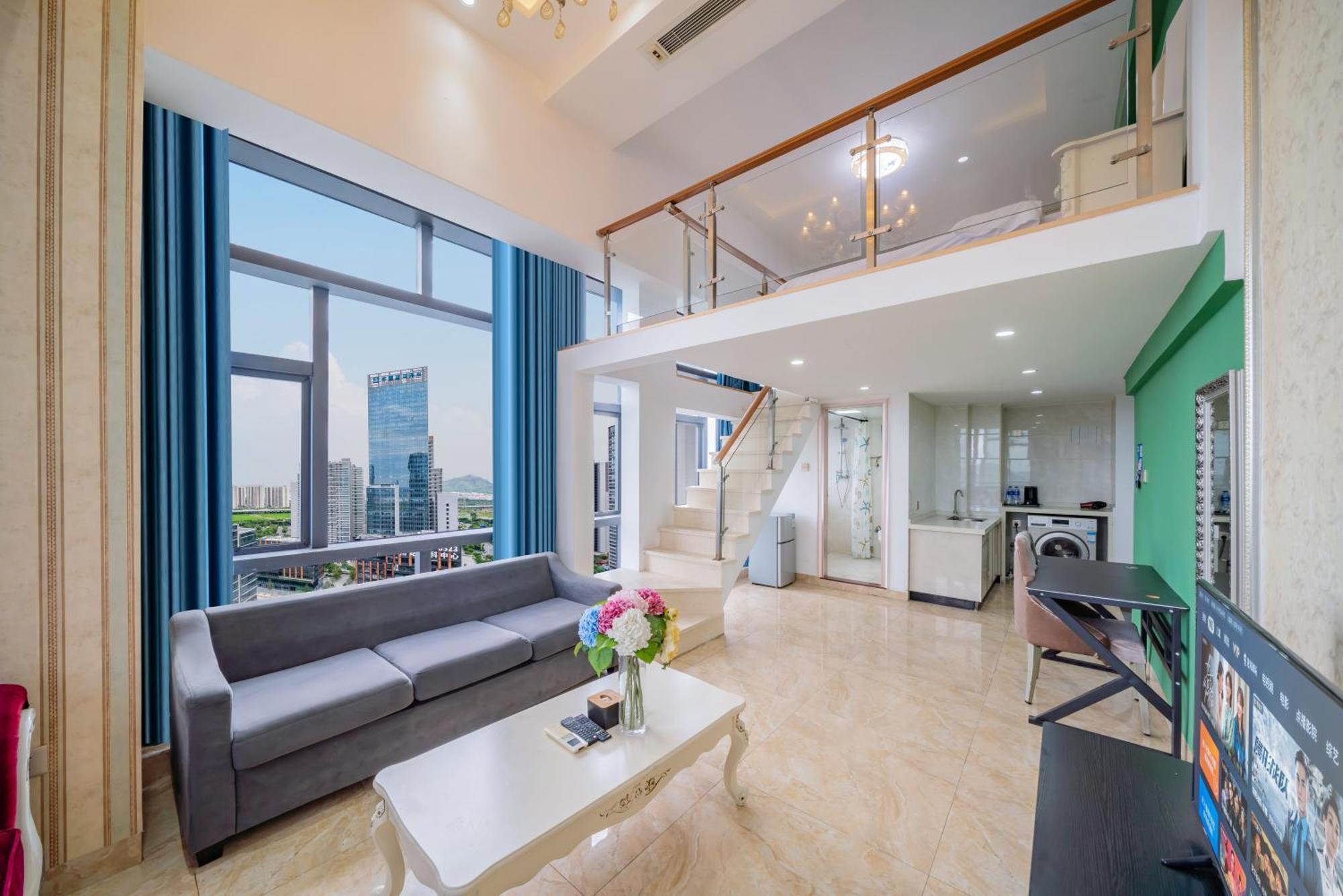 April Fair Duplex South Railway Station Ao Yuan Yue Shi Dai Branch Apartment Guangzhou