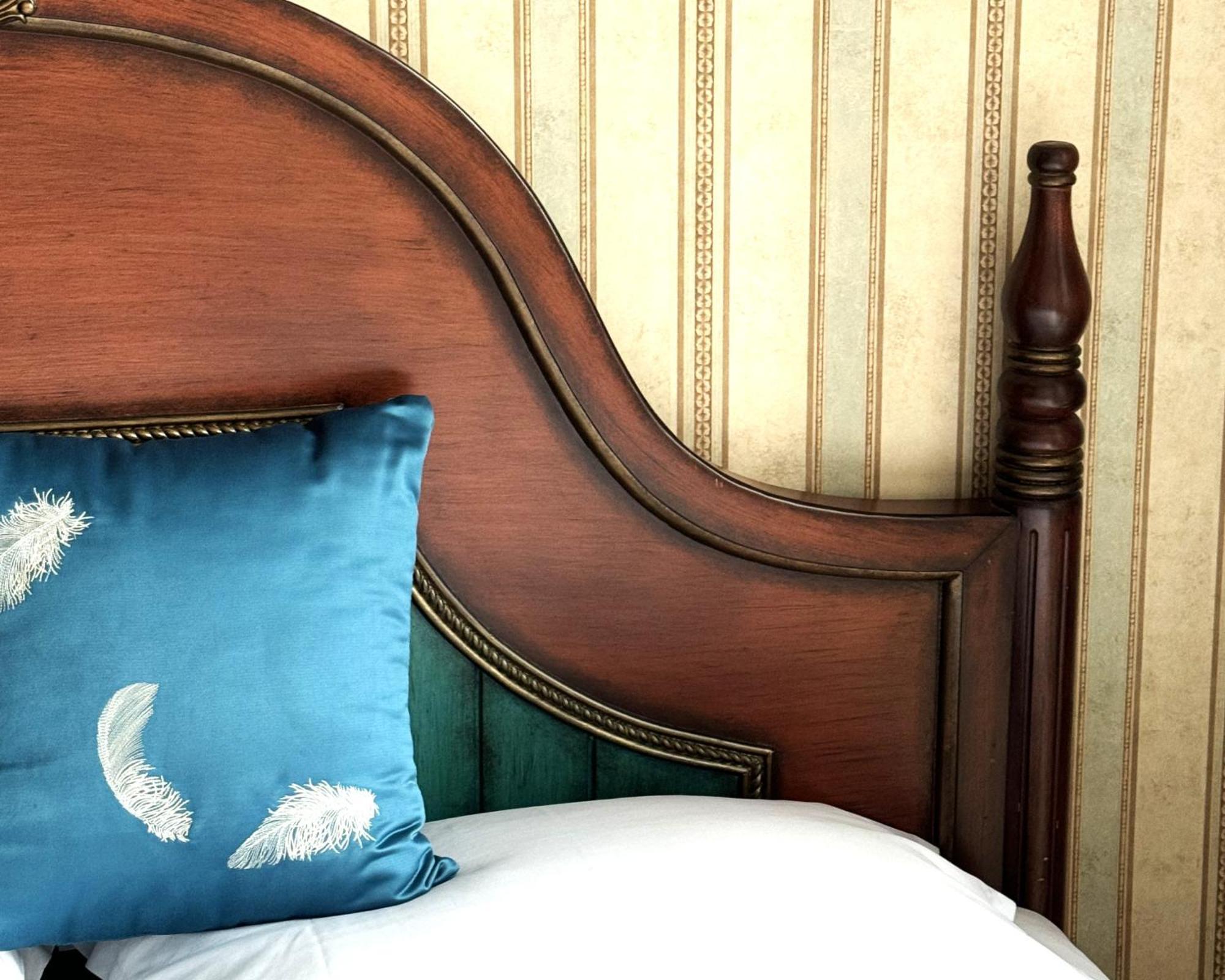 April Fair Duplex Guagnzhou South Railway Station Min Jie Branch * Guangzhou