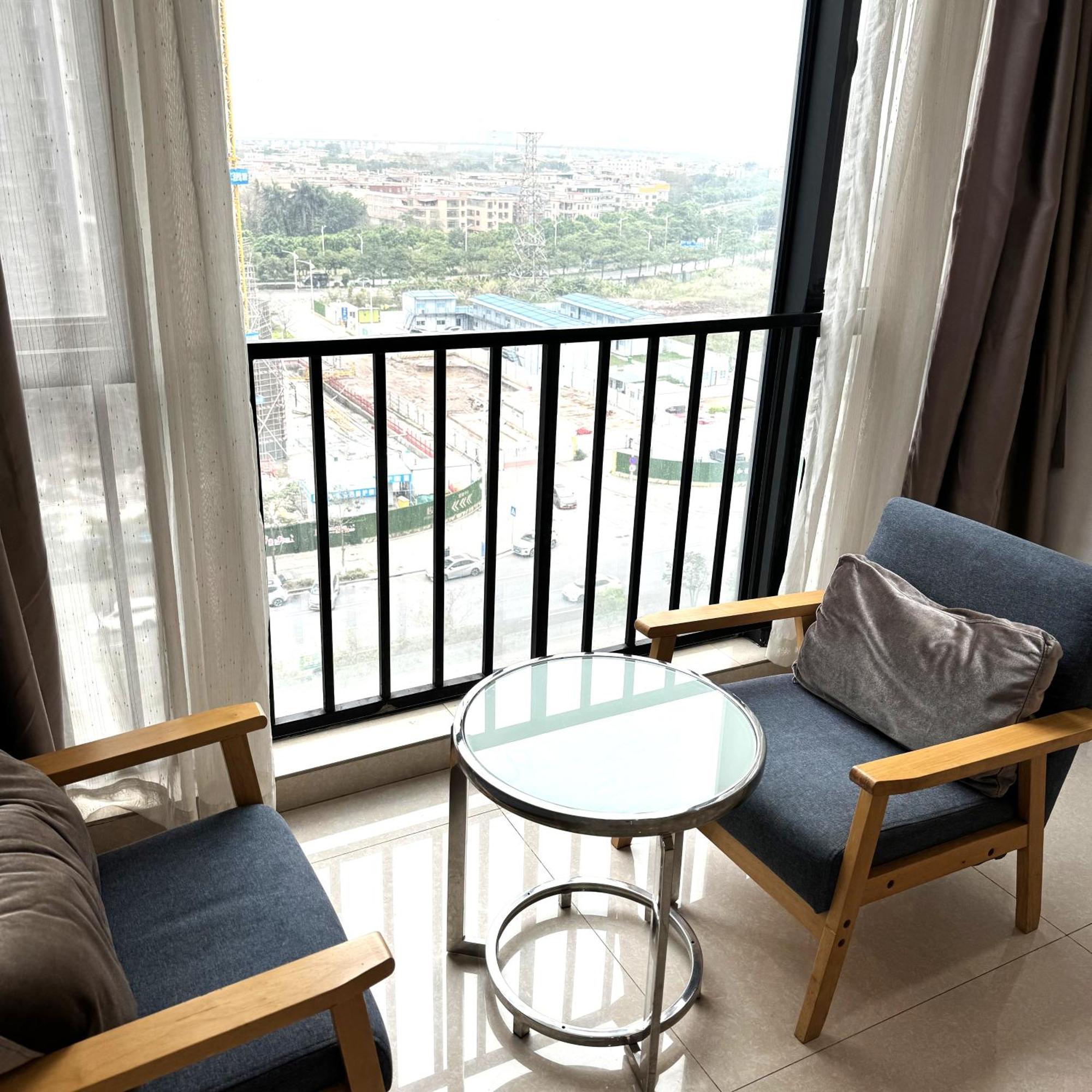 Apartment April Fair Duplex Guagnzhou South Railway Station Min Jie Branch Guangzhou