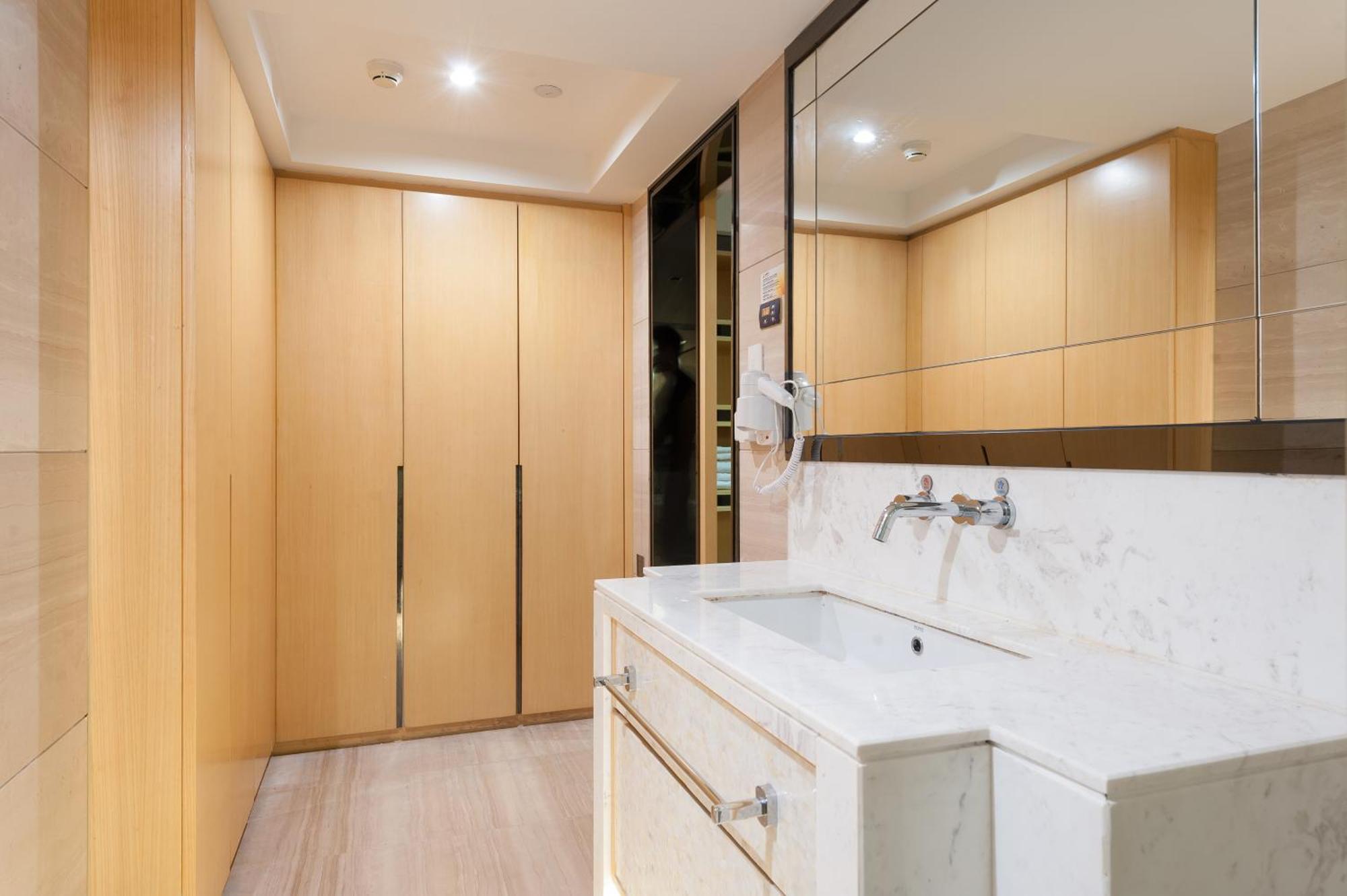Aparthotel Qingman Zhujiang New Town East Railway Station Branch Guangzhou