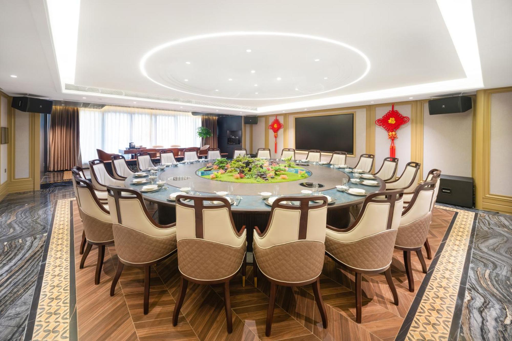 Hotel Wogo Yuanbao Hotel-zhujiang New Town-free Fair Shuttle Bus & Overseas Buyer Registration Services Canton