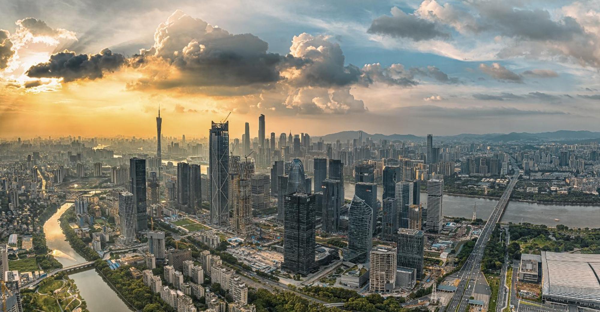 Yushe High-altitude Night View Hotel-guangzhou Tower Zhujiang New Town Branch Exclusive For The Fair 3*