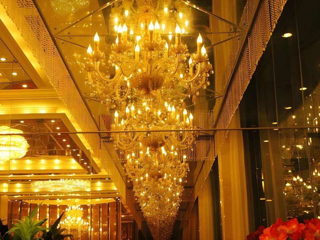 Milu 3* Guangzhou