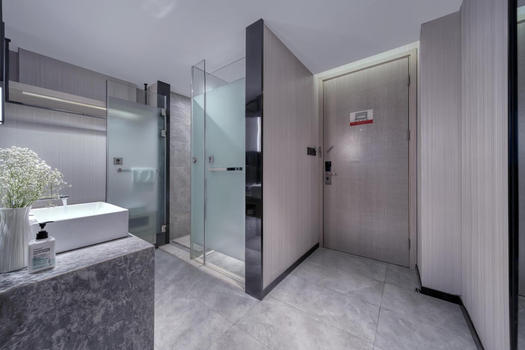 Hotel Echarm International Pazhou Convention And Exhibition Center Nanzhou Subway Metro Branch - Free Shuttle Bus To Fair Complex During Fair Period Guangzhou