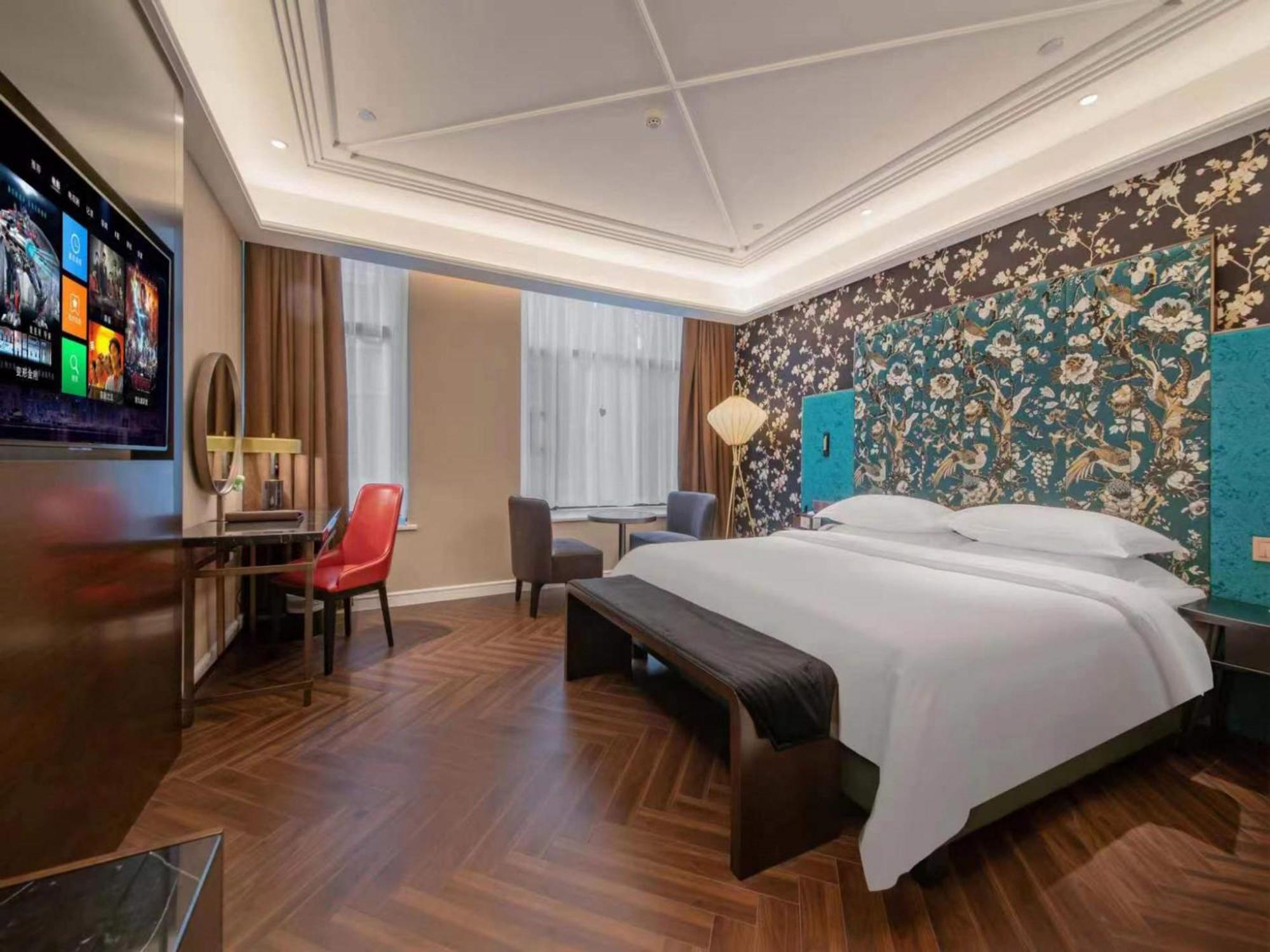 Hotel Metropolo Hanxi Chimelong Wanbo Subway Station