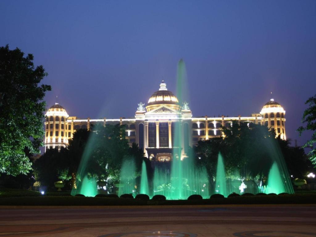 Hotel Hengda Jinshazhou 5*