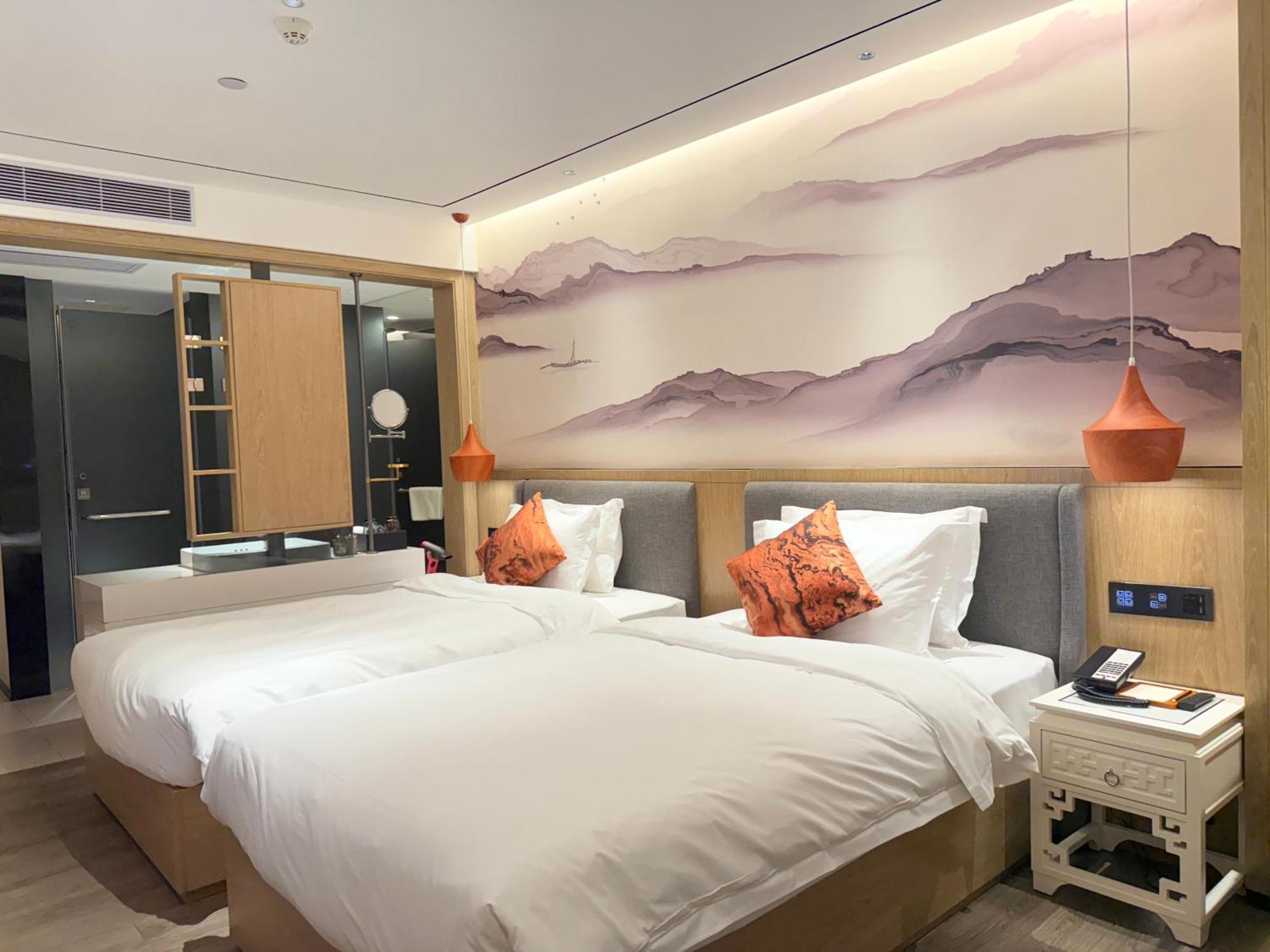 Hotel Paco Botanical Garden Metro Guangzhou-free Shuttle Bus For Fair