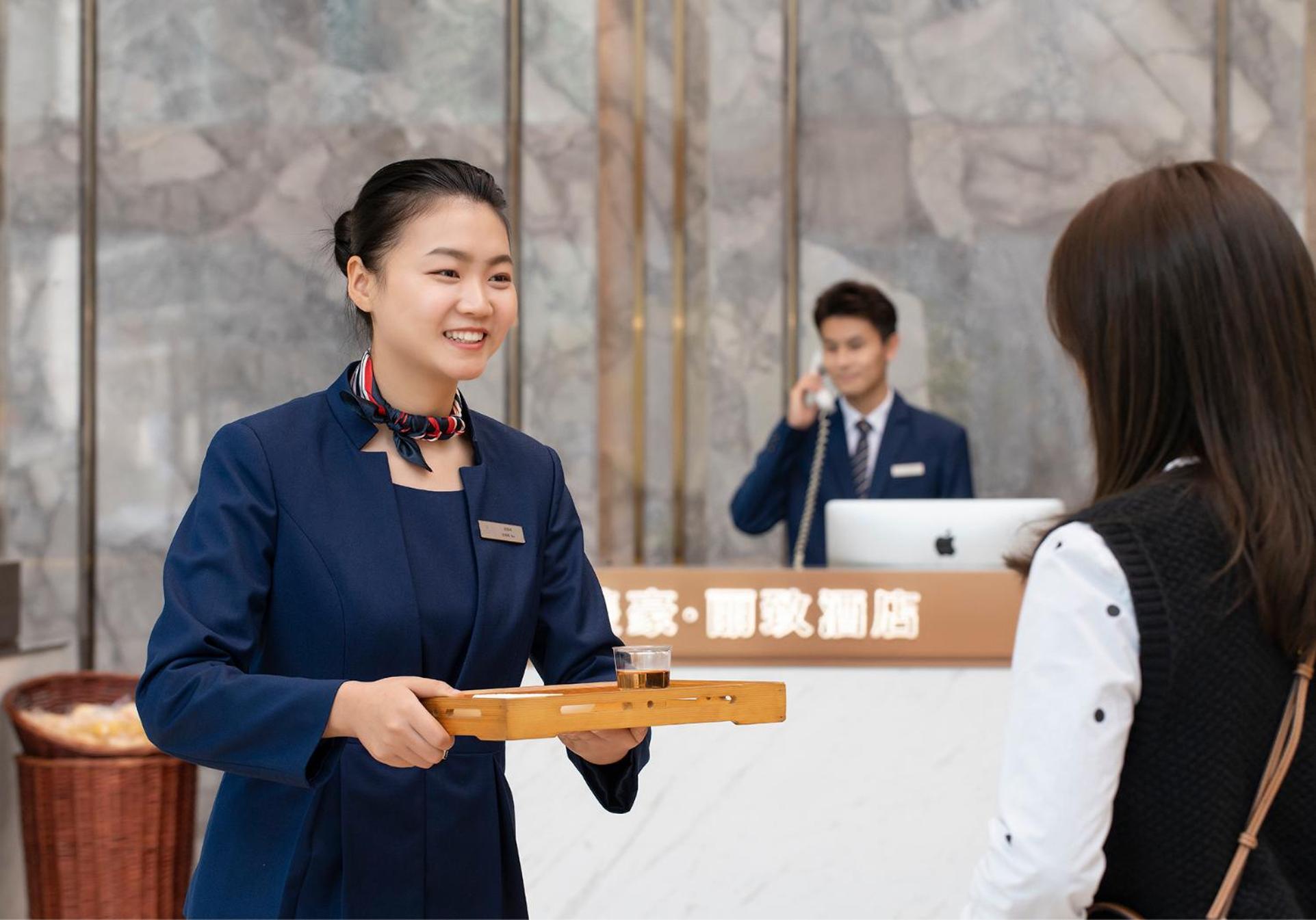 Hotel Liz International East Railway Station Zhujiang New Town Branch - Free Shuttle Bus To Fair Complex During Fair Period & Free Afternoon Tea & Free Midnight Snack & Free Vpn Internet Access Guangzhou