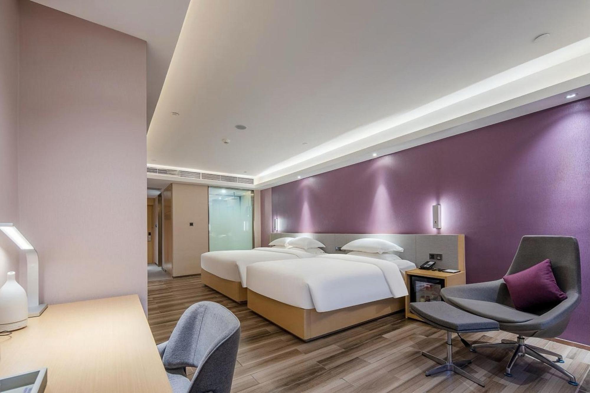 Echarm International Baiyun International Airport Huadu Plaza Branch - Free Deliver Service To Baiyun International Airport & Free Deliver Service To Fair Complex During Fair Period Hotel 4*
