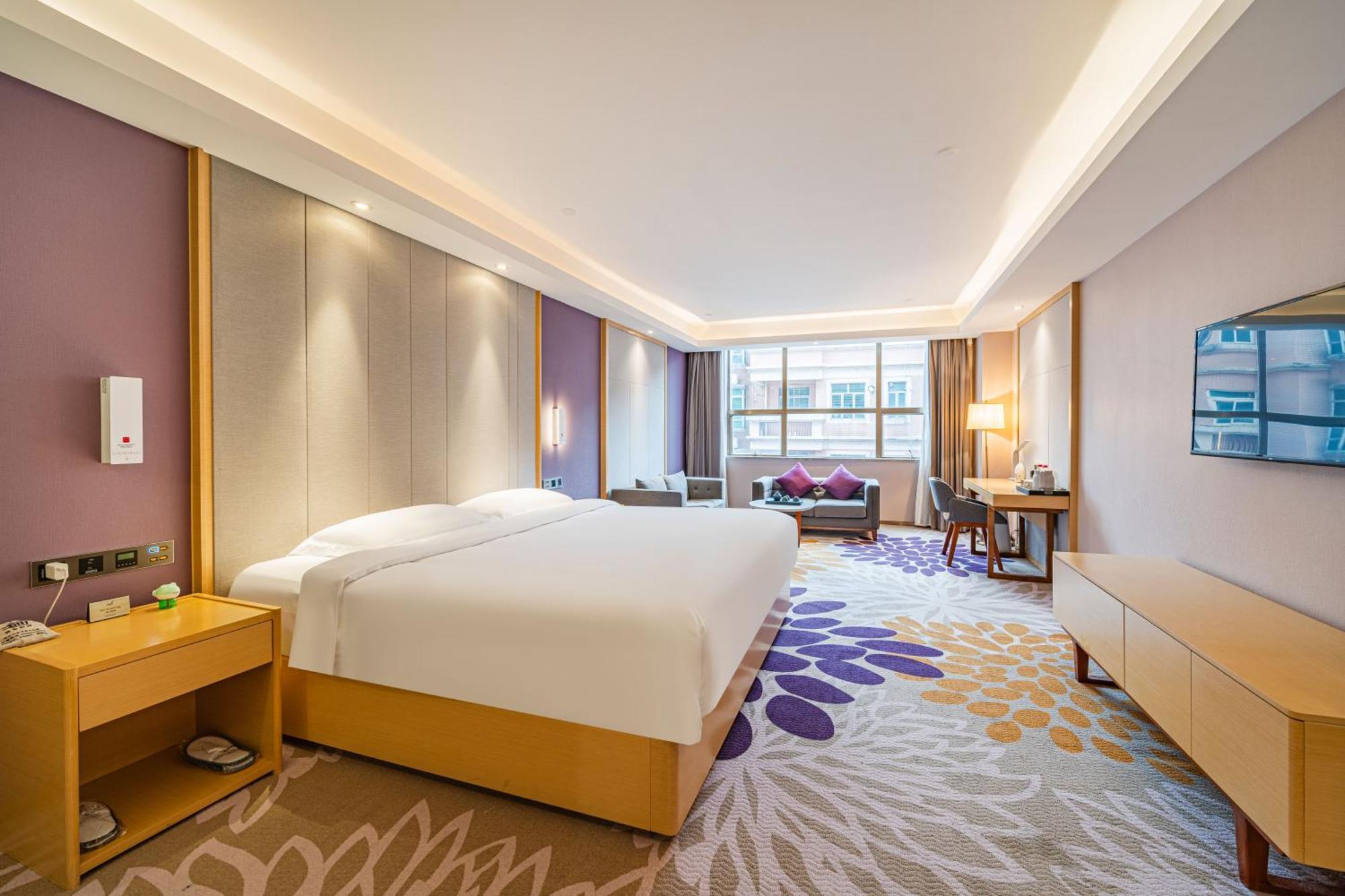 Echarm International Baiyun International Airport Huadu Plaza Branch - Free Deliver Service To Baiyun International Airport & Free Deliver Service To Fair Complex During Fair Period