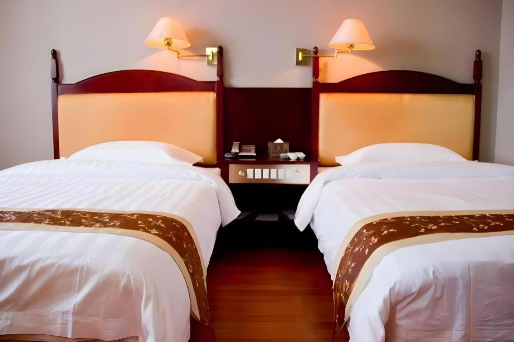 Hotel Gondola Taikoo 4*