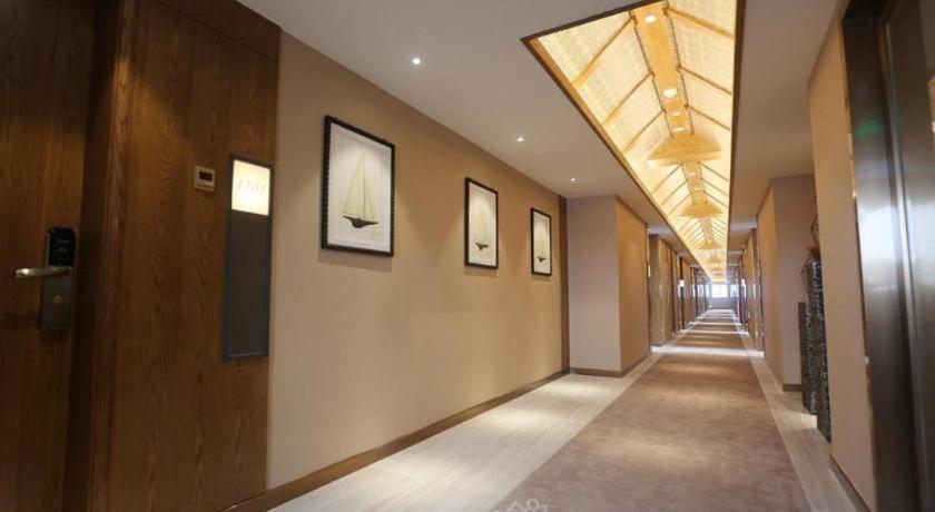 Gondola Taikoo Hotel