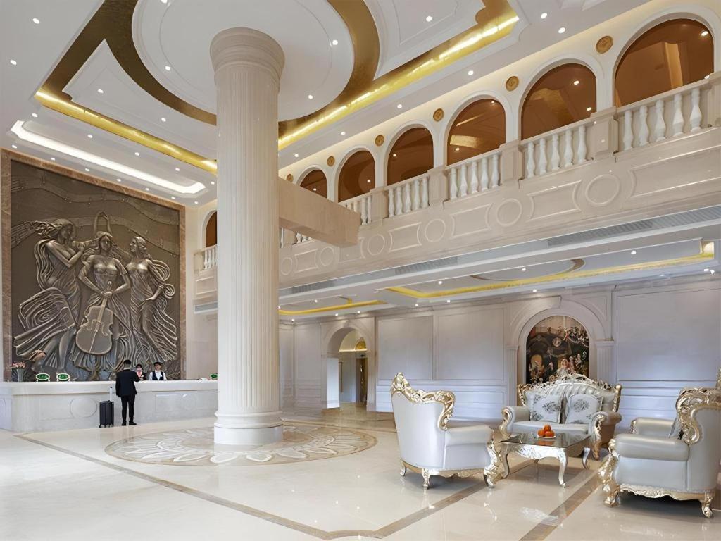 Vienna Huadu Sunac Cultural Tourism Shiling