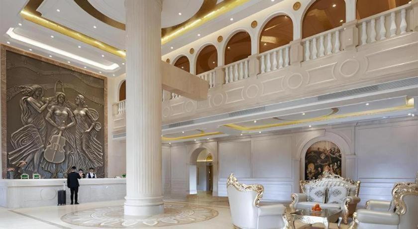 Vienna Huadu Sunac Cultural Tourism Shiling 3*