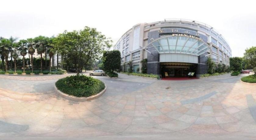Hotel Poly 4*
