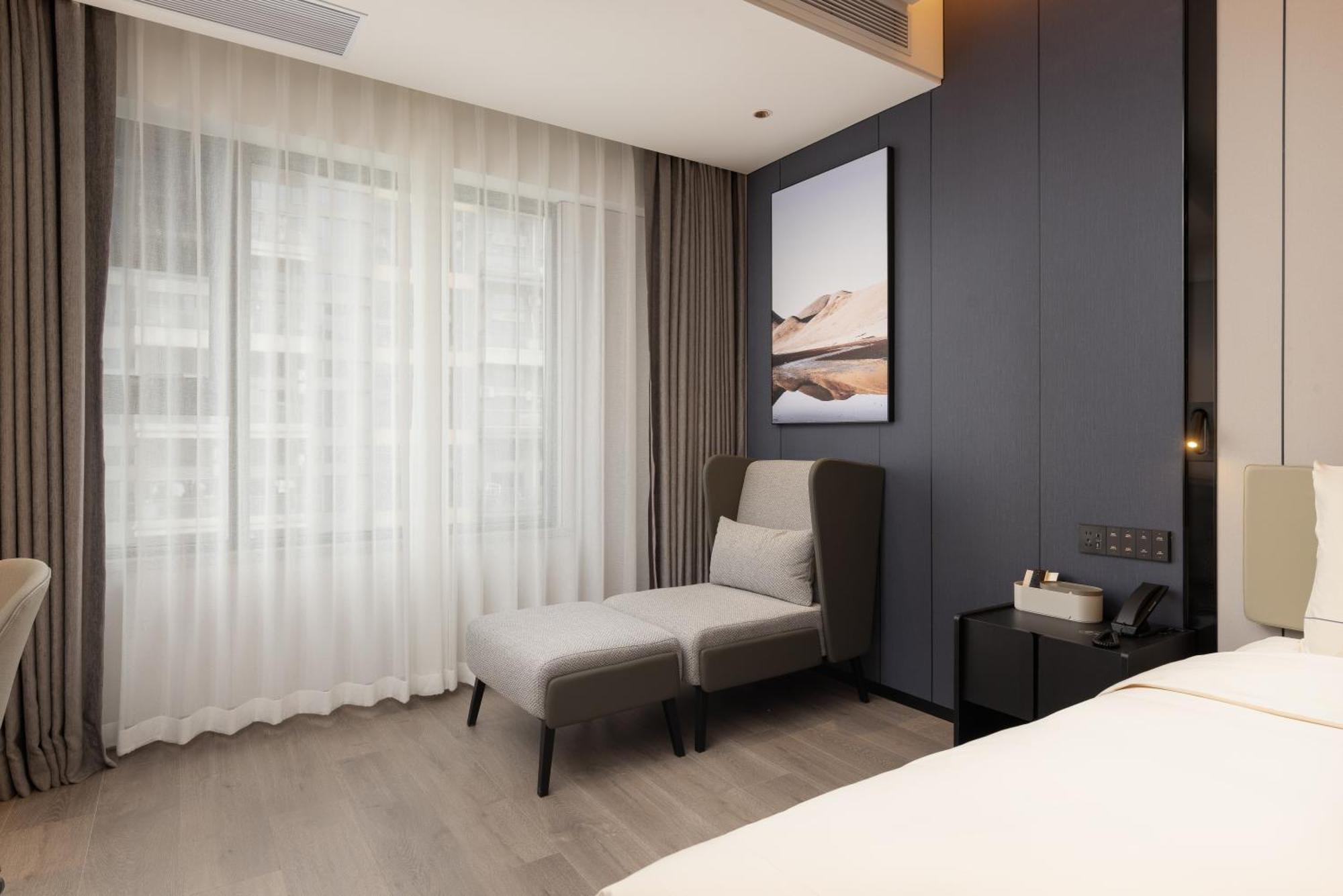 Hotel Atour Railway Station Of Chinese Medicine