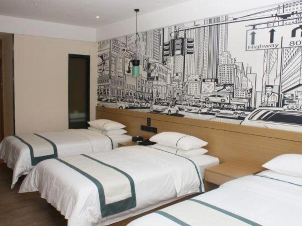 Hotel Comfort Shisanhang Shachong Metro Station 2*