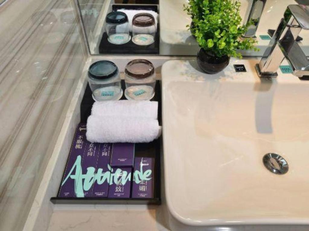 Xana Hotelle Tiyuxi Road Metro Station Branch Hotel 3*