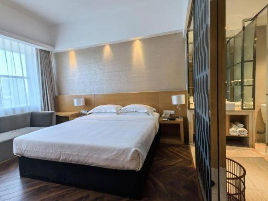 Metropolo Biayun New Wanda Plaza Hotel