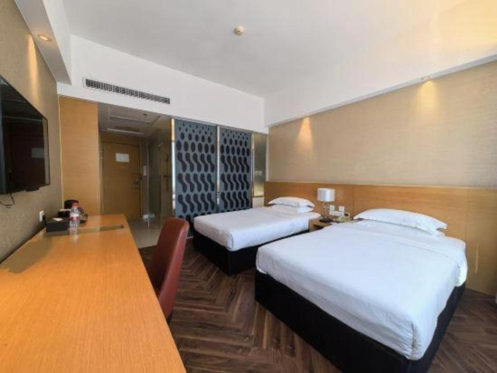 Metropolo Biayun New Wanda Plaza Hotel 3*