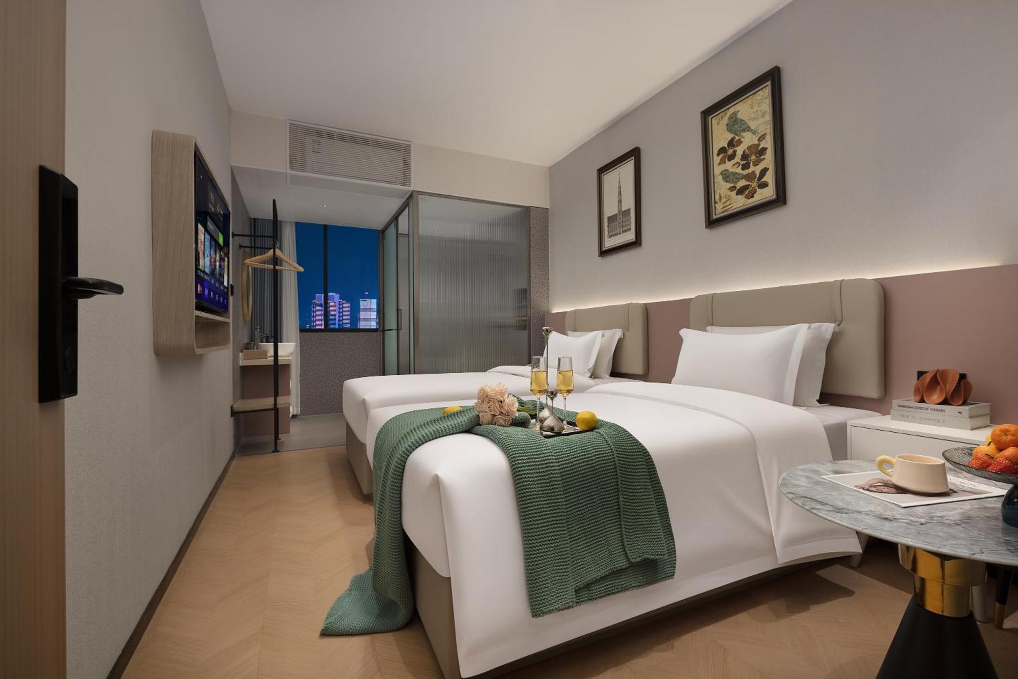 Mercure Junfu International Financial Keyun Road Subway Station Branch Hotel Guangzhou