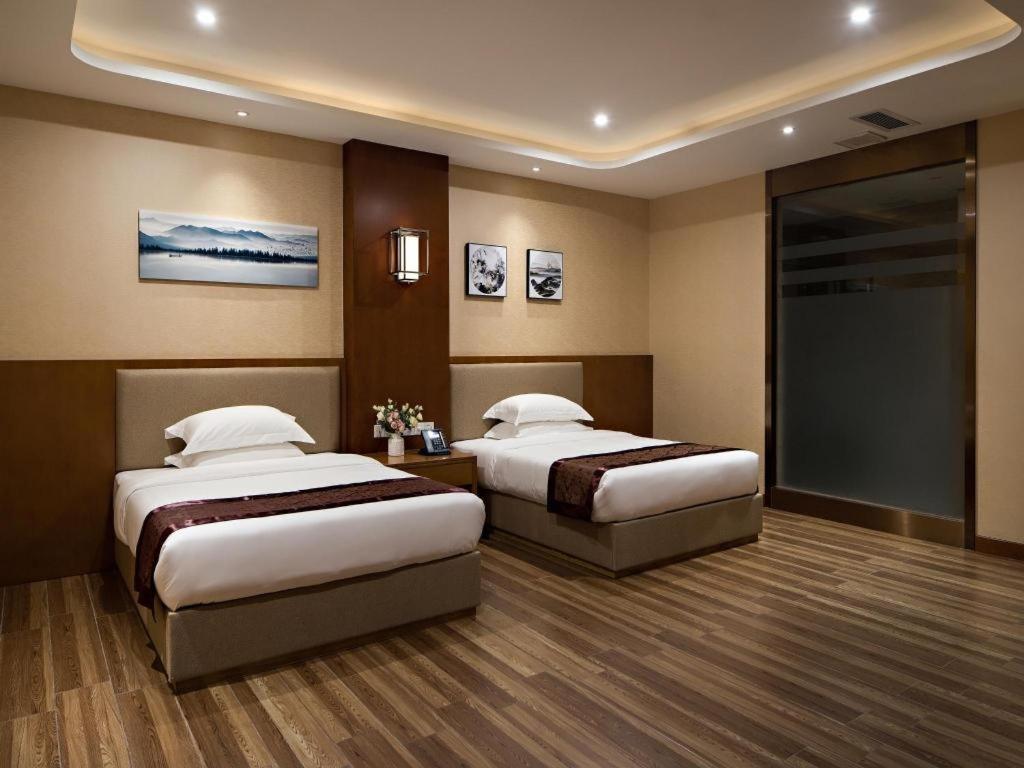Cheermore Recreation Zhimao Yuan Ecological Leisure Hotel 3*