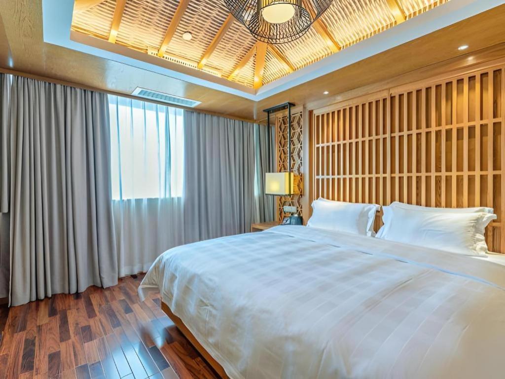 Gondola Hotel 4*