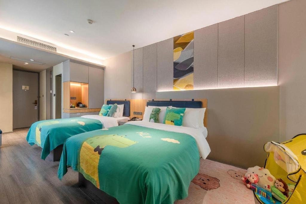 Hotel Selected Zhujiang New Town Wuyangcun Metro Station Guangzhou