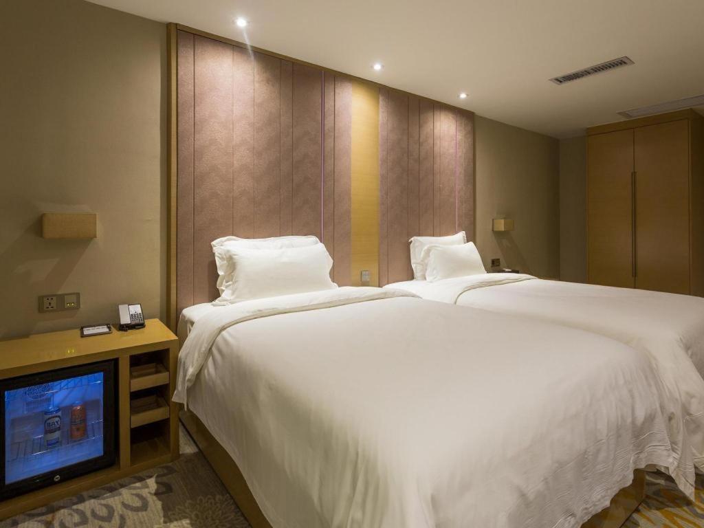Lavande Tianhe Park Metro Station 4*