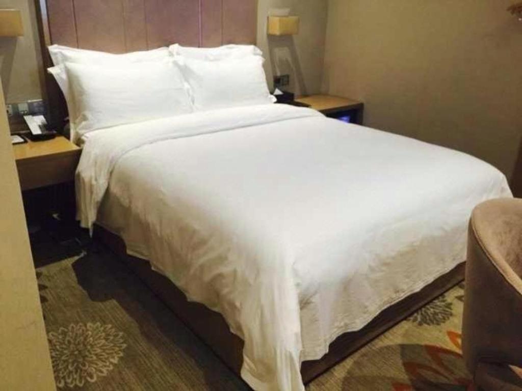 Lavande Tianhe Park Metro Station Hotel