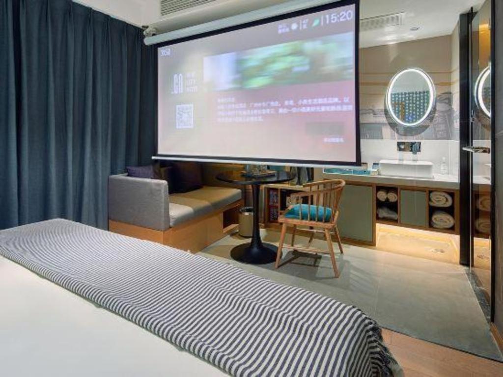 Citynote Beijing Road Pedestrian China Plaza 2*