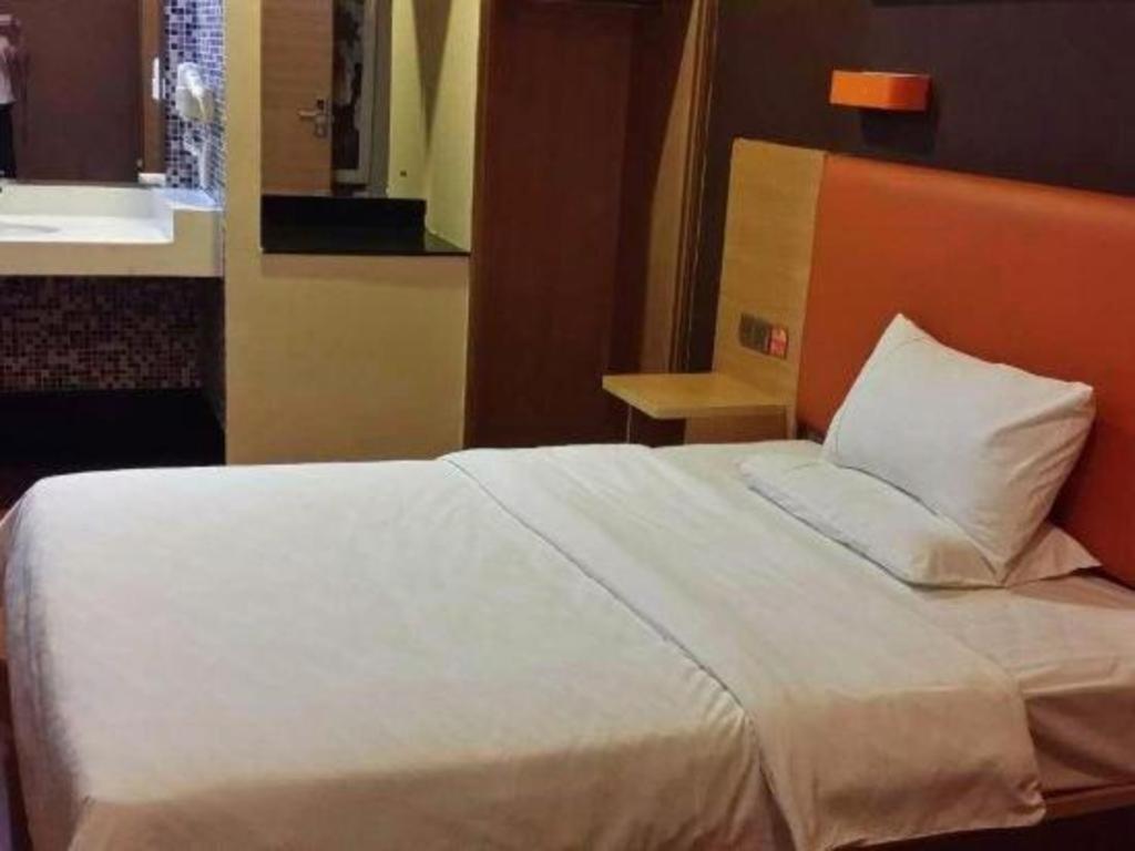Hotel 7 Days Zhongshan 1st Overpass Branch Guangzhou