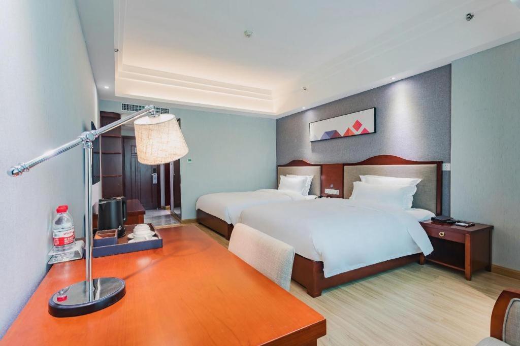 Borrman Tower Zhongda Metro Station Pazhou Exhibition 3*