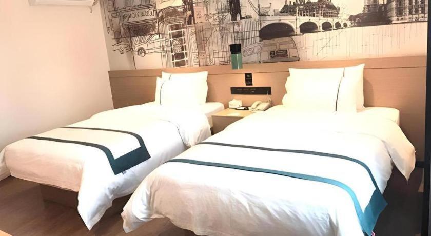 Comfort Shisanhang Shangxiajiu Pedestrian Street 1st Branch Hotel
