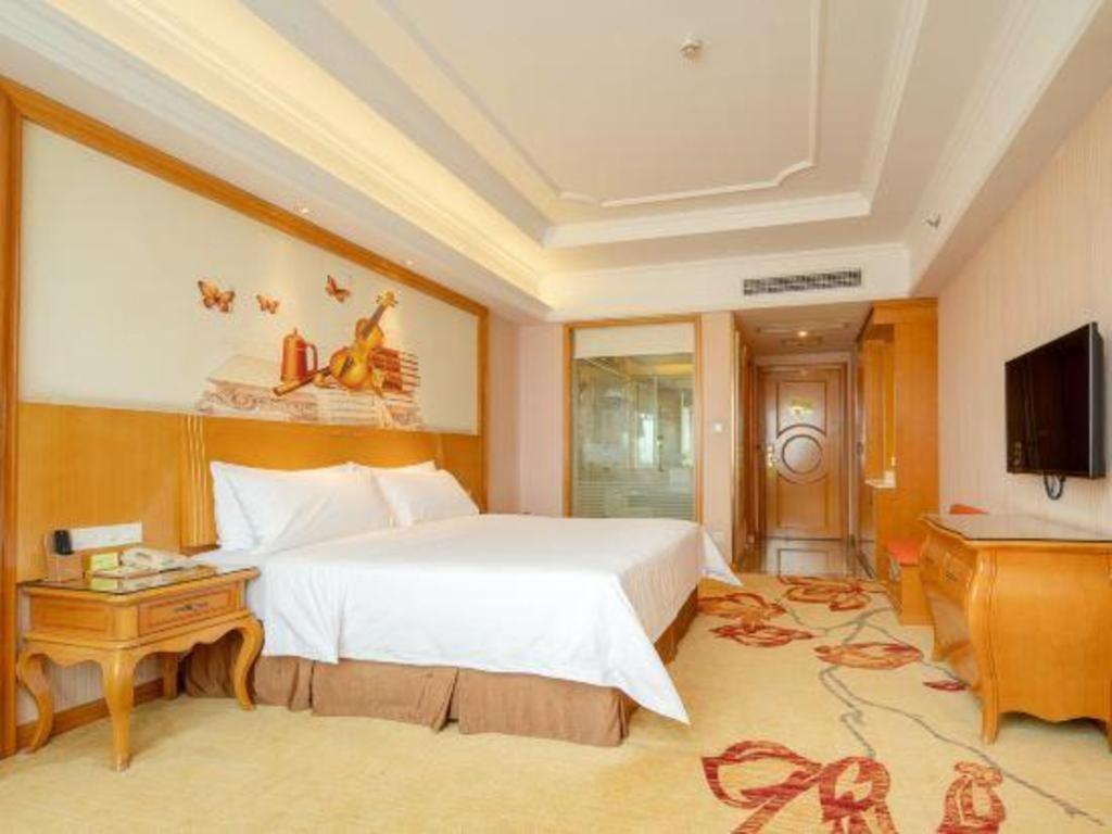Vienna International Jichang Road Huangshi Hotel 4*