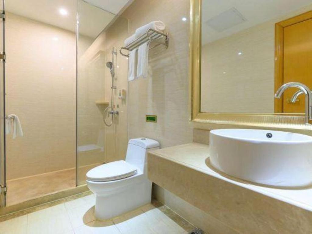 Hotel Vienna International Jichang Road Huangshi 4*