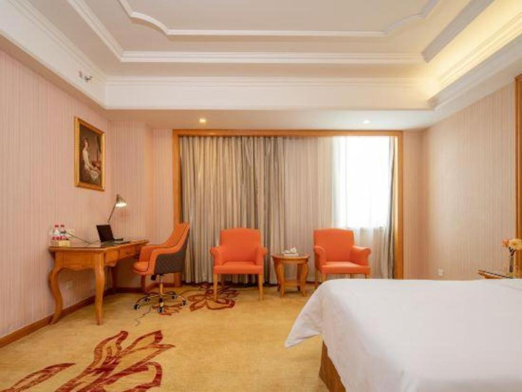 Vienna International Jichang Road Huangshi Hotel 4*