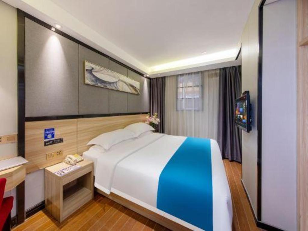 Hotel Wenxing Gangding Metro Station Branch