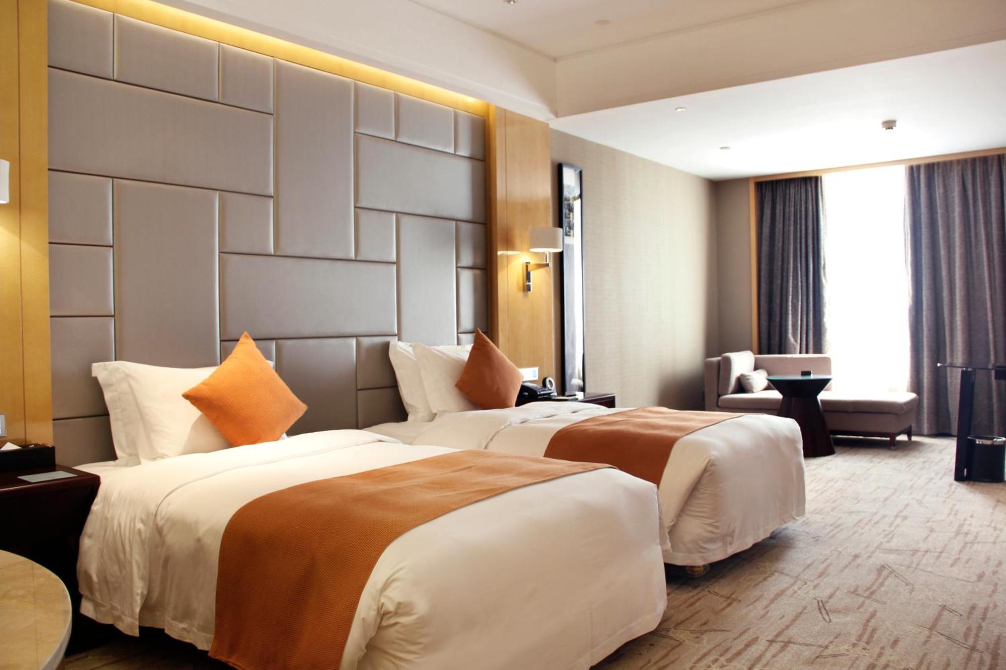 Swissotel Hotel 5*