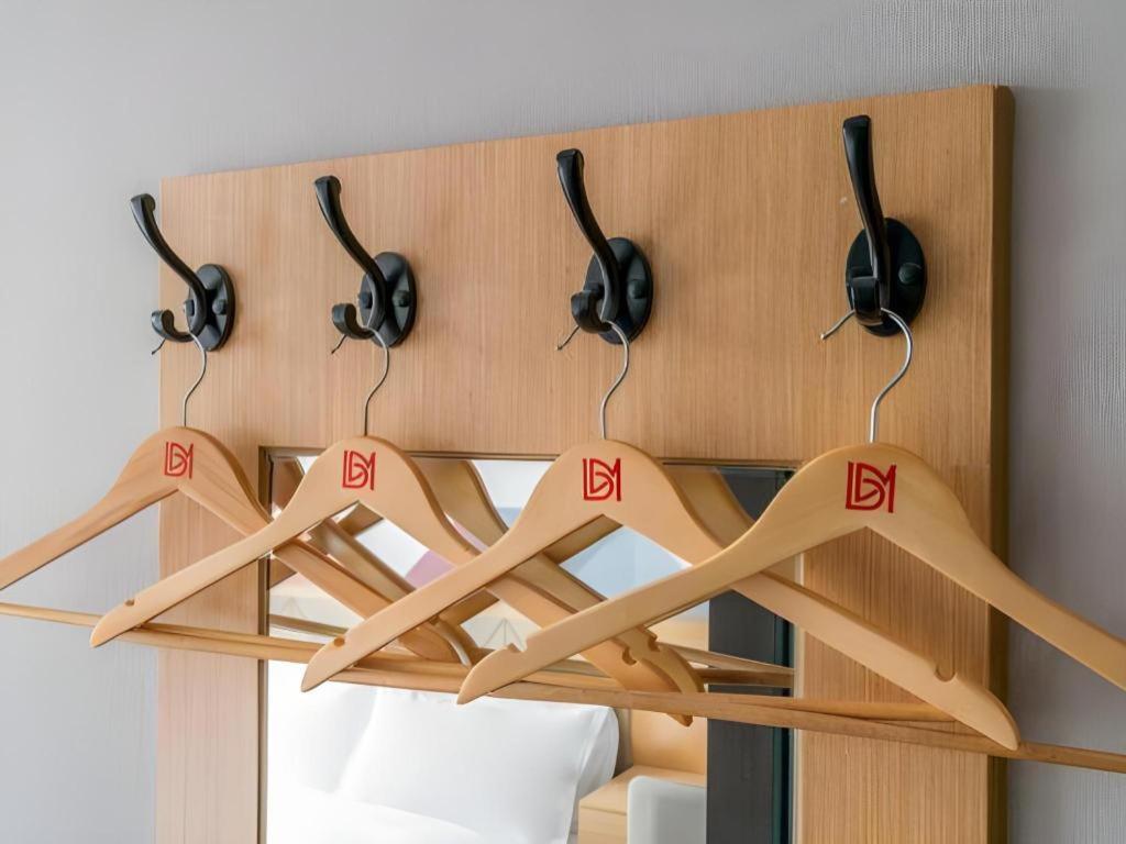 Hotel Borrman Shisanhang Ximenkou Metro Station 3*
