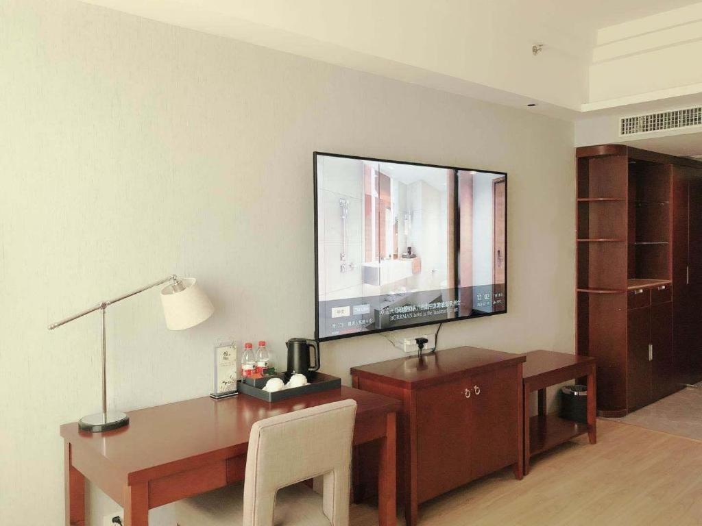 Borrman Tower Zhongda Metro Station Pazhou Exhibition Hotel